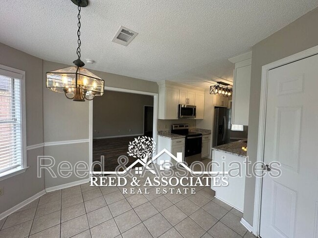 Building Photo - 3062 Valley Green Ln