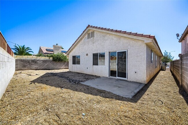 Building Photo - 5737 Grand Entries Dr