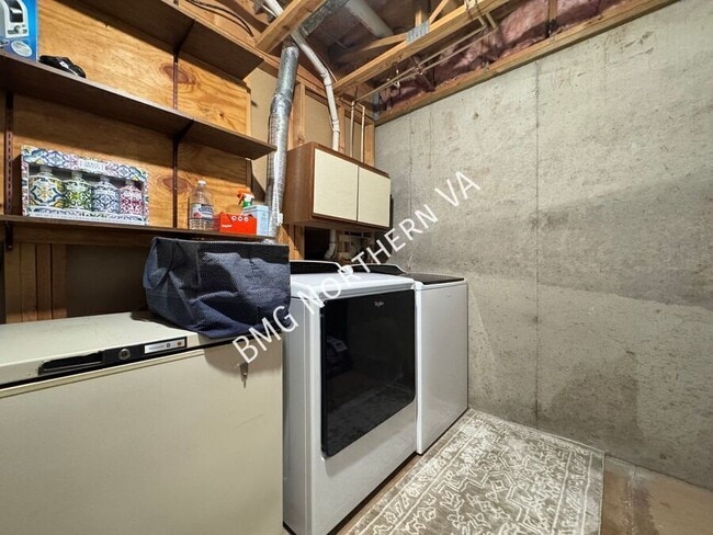 Building Photo - 6118 Rocky Way Ct