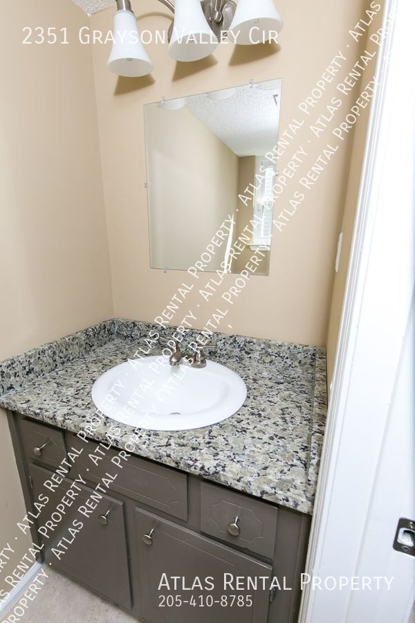 Building Photo - 2351 Grayson Valley Cir