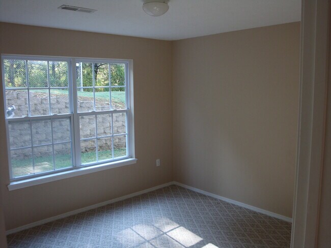 Building Photo - Condominium in Academy Commons