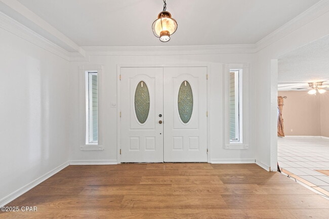 Building Photo - 301 Fairway Blvd