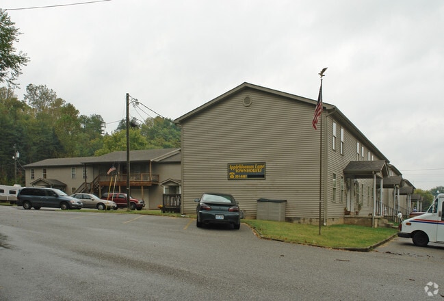 Primary Photo - Appleblossom Lane Townhouses