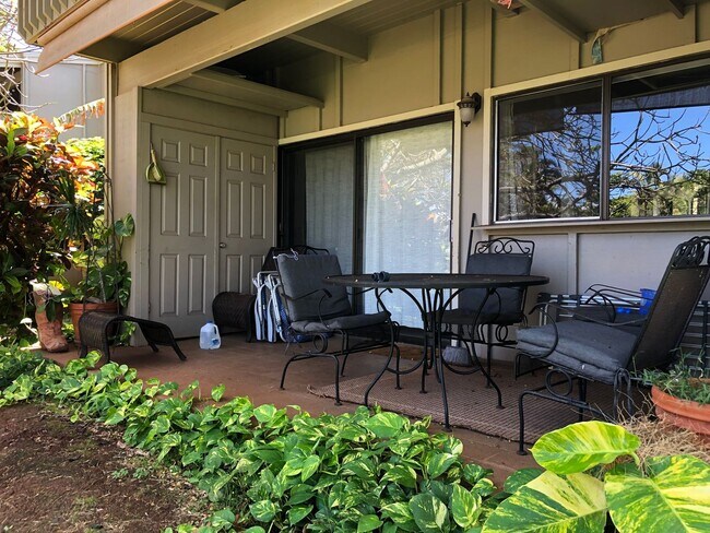Building Photo - Pohailani Condos 2BD/1BTH