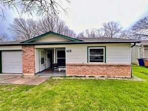 Building Photo - 410 Blueberry Hill