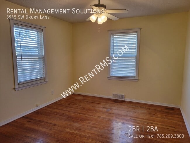 Building Photo - 3945 SW Drury Ln