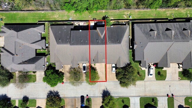 Building Photo - 10342 Solitaire Cir