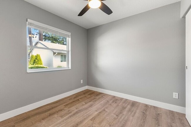 Building Photo - 6228 SE 134th Ave