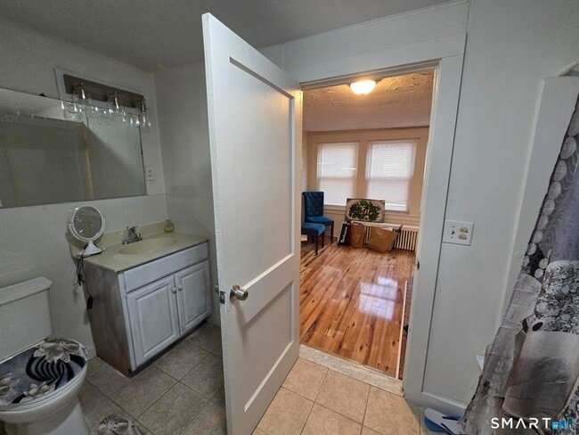 Building Photo - 157 Eastern Ave