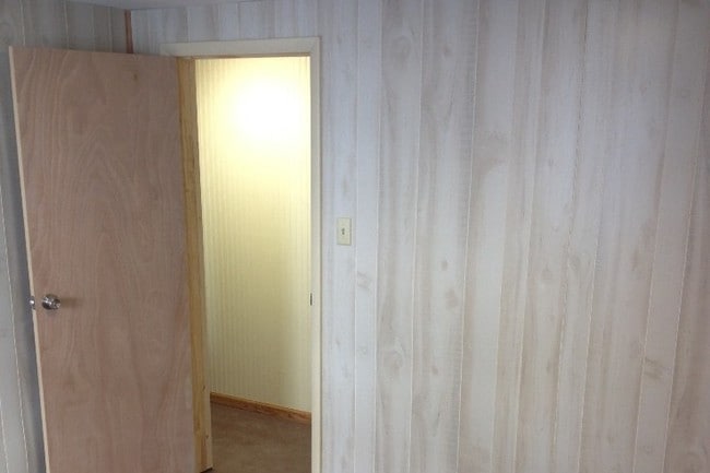 Building Photo - 347 Catherine St