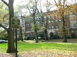 Building Photo - 10616 Bernard Ave