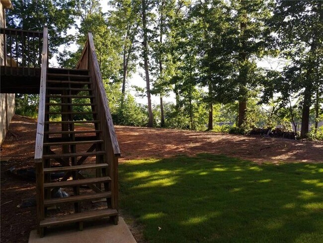 Building Photo - 2088 Towne Mill Ave