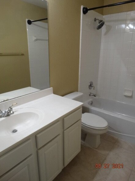 Building Photo - 5016 Adolphus Dr