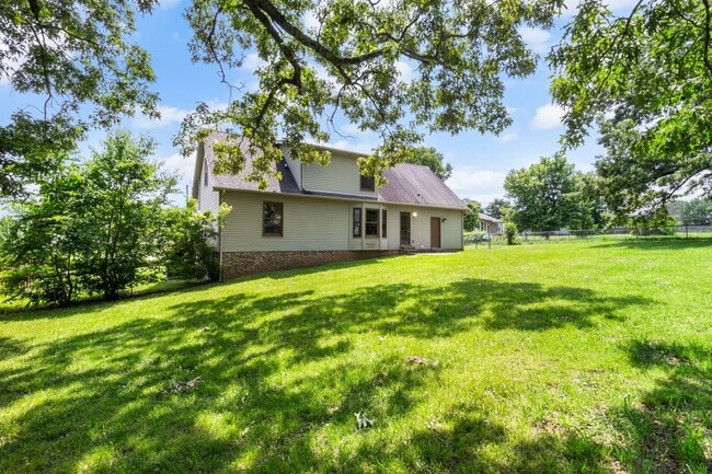 Building Photo - 203 Quail Ridge Rd