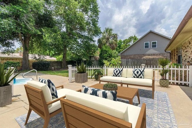 Building Photo - 6464 Lake Charlene Ct