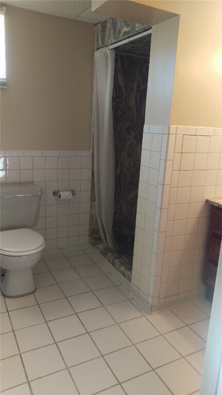 Building Photo - 18 Country Squire Ct