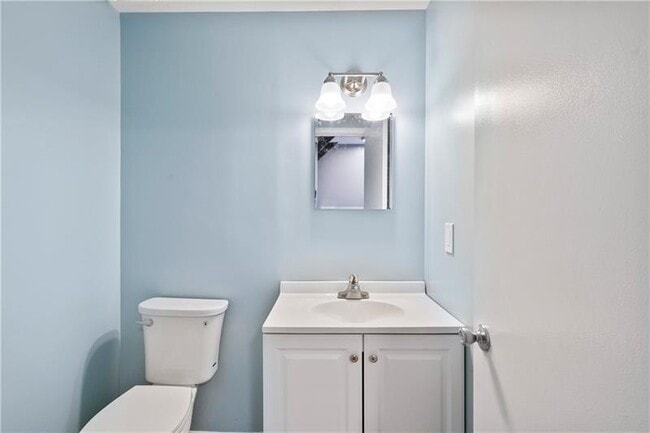 Building Photo - 238 Woodbridge Dr