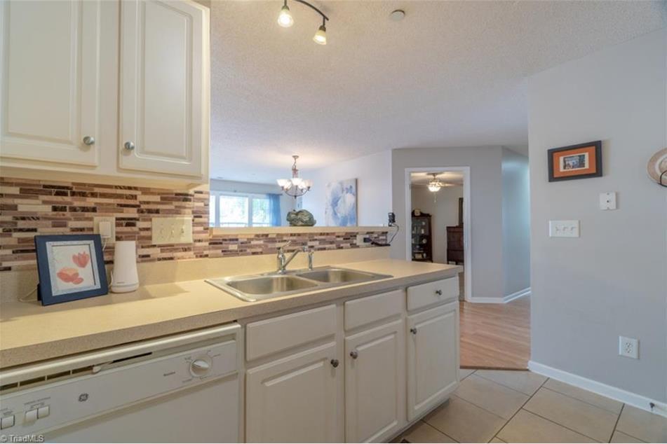 Building Photo - 4320 Cedarcroft Ct