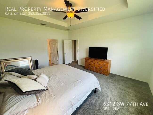 Building Photo - 6342 SW 77th Ave
