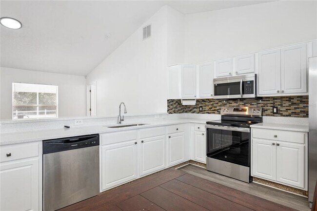 Building Photo - 1703 Sail Ct