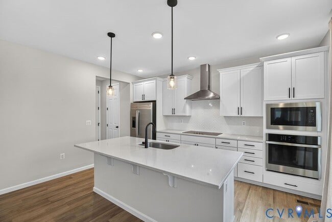 Building Photo - 7040 Paine Pl