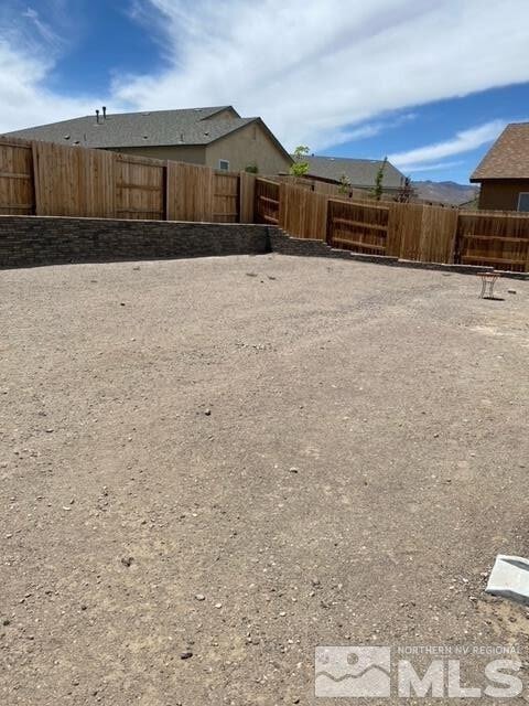 Building Photo - 175 Walnut Dr