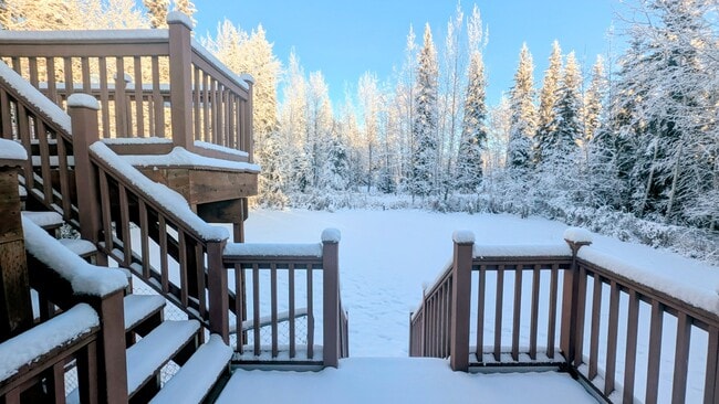 Building Photo - 3580 Wildwood Dr