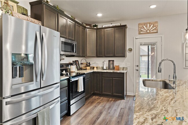 Building Photo - 810 Mclaury Cove
