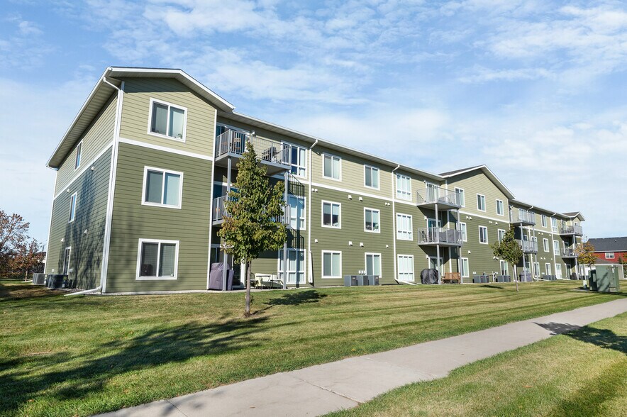 Agassiz Apartments 3900 S 11th St Grand Forks ND 58201 Apartment Finder