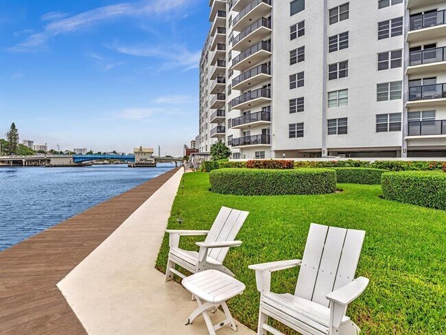 Building Photo - 5100 Dupont Blvd