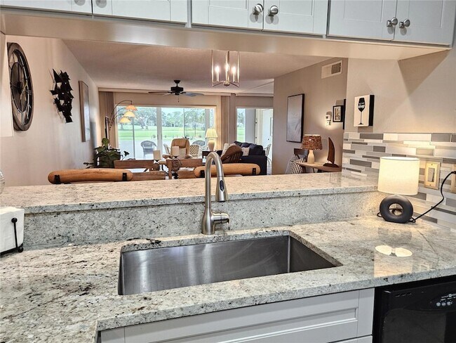 Building Photo - 435 Cerromar Ln