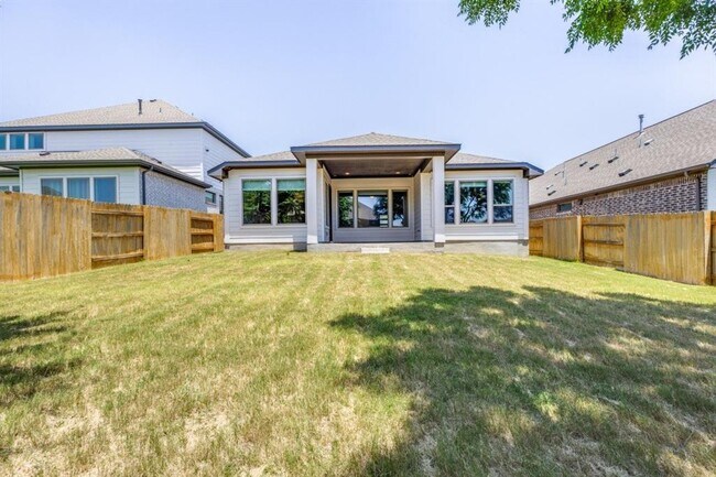 Building Photo - 1410 Sawmill Xing