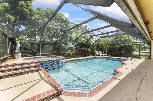 Building Photo - 13679 Callington Dr