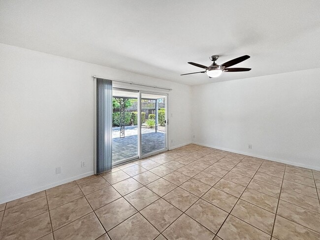 Building Photo - Charming & Spacious 4BD/3BA House in Allie...