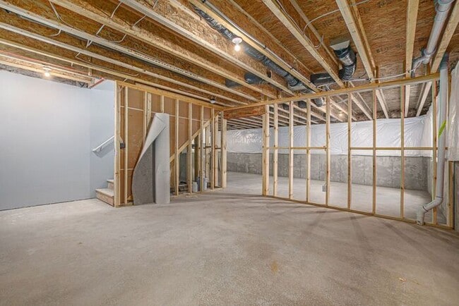 Building Photo - 54154 Angeline Dr