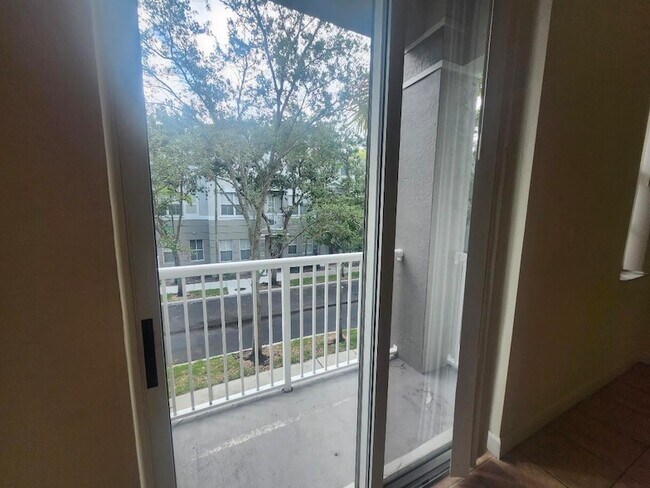 Building Photo - 3408 Shoma Dr