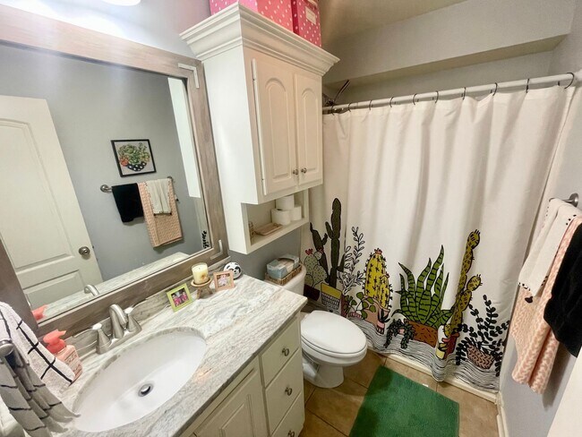 Building Photo - Beautiful Germantown School District Home in Ashbrooke