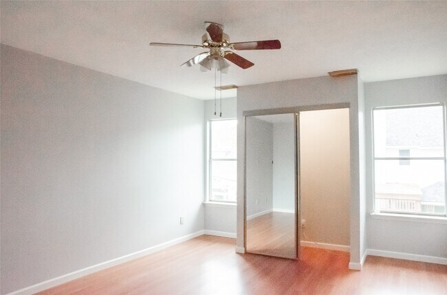 Building Photo - 16306 Cobble Springs Ct