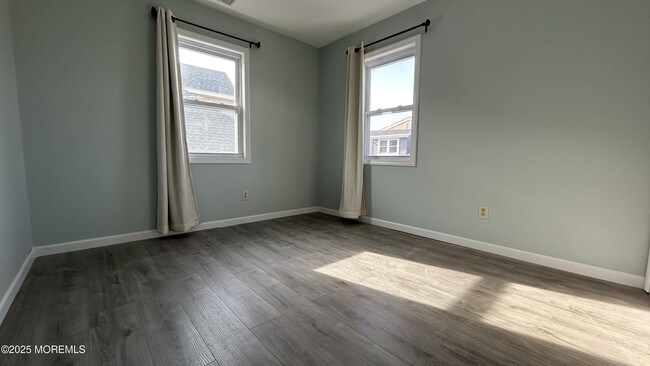 Building Photo - 58 Kearney Ave