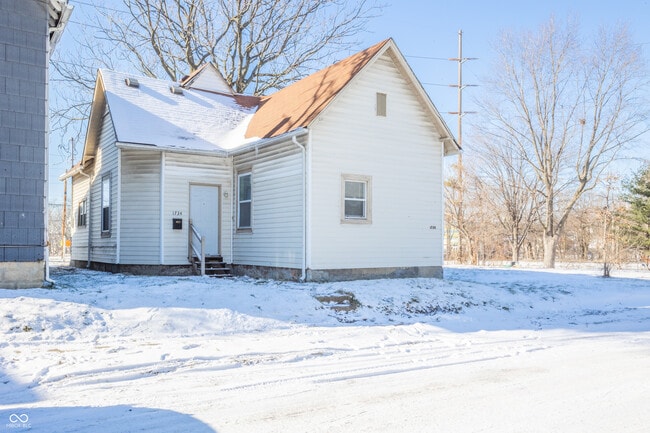 Building Photo - 1734 Olive St