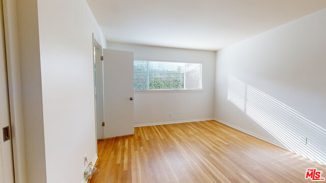 Building Photo - 111 Marguerita Ave