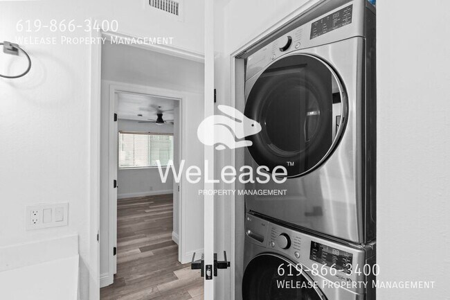 Building Photo - 5995 Dandridge Ln