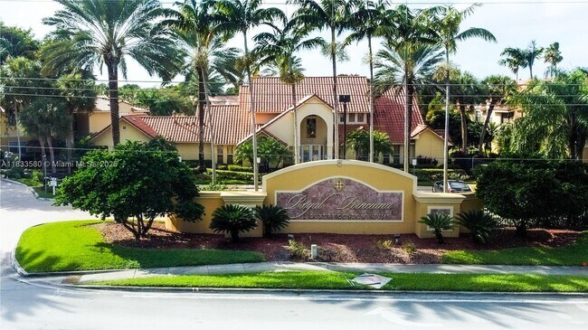 Building Photo - 1283 SW 46th Ave