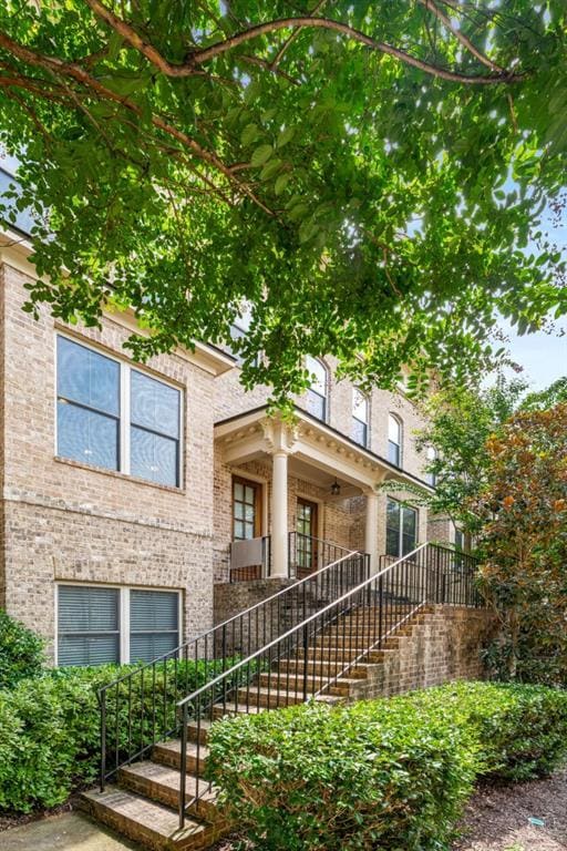 Building Photo - 523 Ansley Cir NE