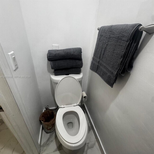 Building Photo - 15761 SW 42nd Terrace