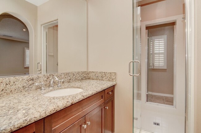 Building Photo - Stunning Upgraded Home in Irvine’s Premier Woodbury Community