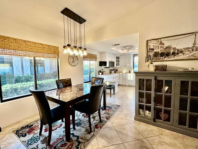 Building Photo - 134 Las Lomas