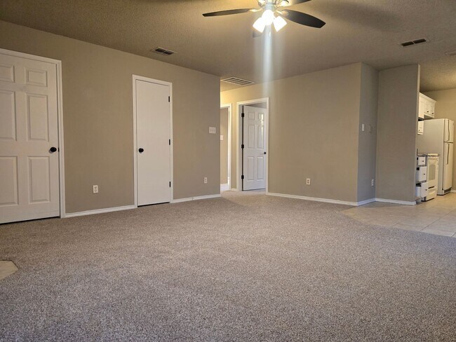 Building Photo - Updated and available now!