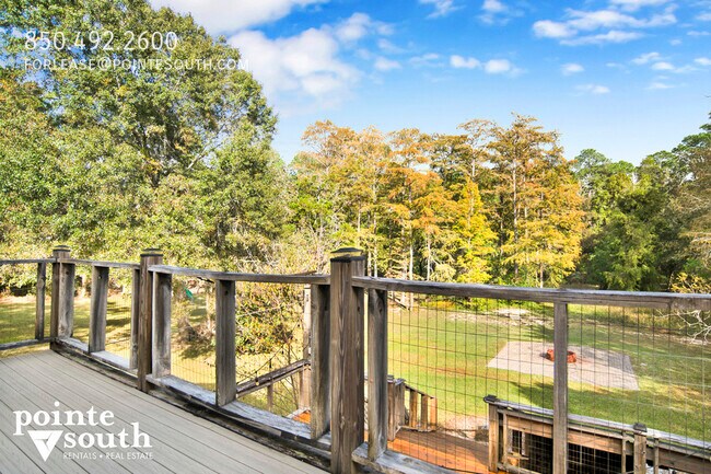 Building Photo - 18870 Highland Dr