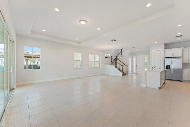 Building Photo - 12680 Nautilus Cir